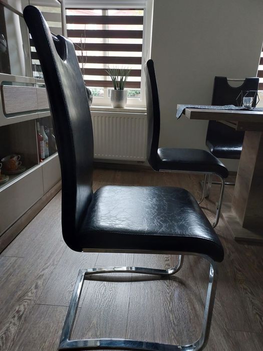 Sprzedam krzesła do Jadalni