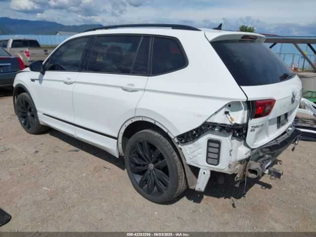 2020 volkswagen TIGUAN SE R-LINE