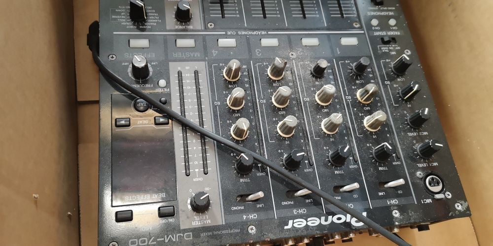 Mesa mistura DJ Pioneer DJM-750-K