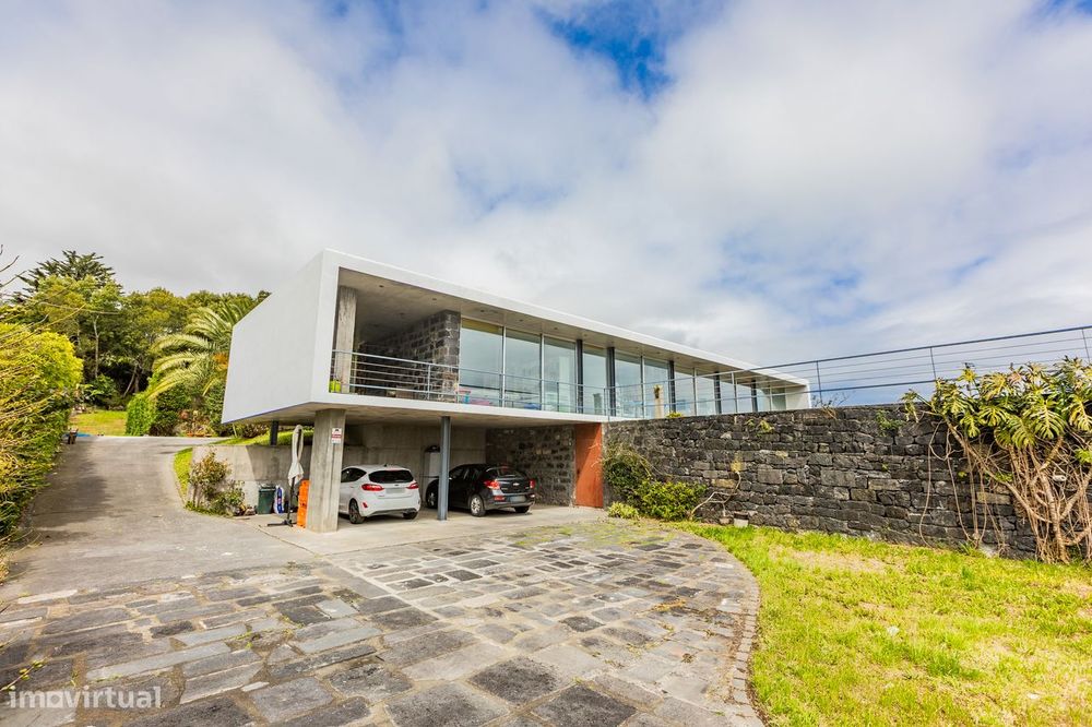 Moradia T4 com Vista Mar – São Miguel, Açores