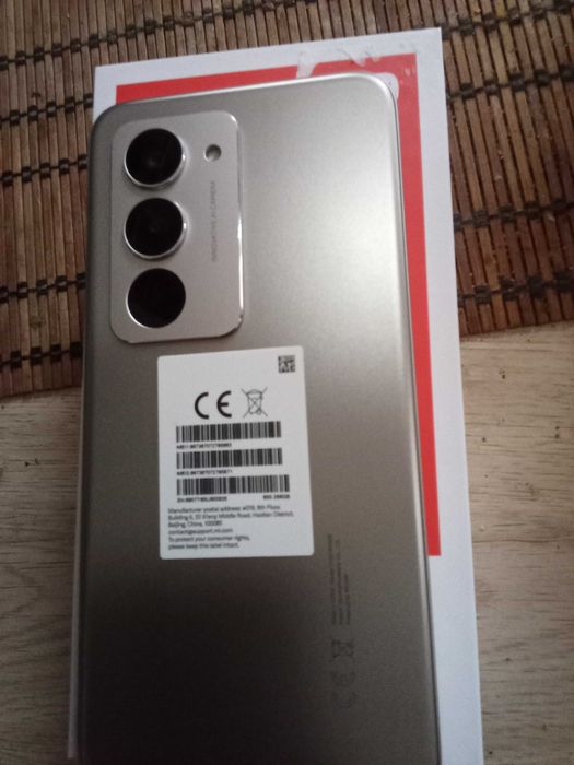 SUPER REDMI 15 5G. Ekran 6.9. Bateria 7000. Pamięć 8|256gb.