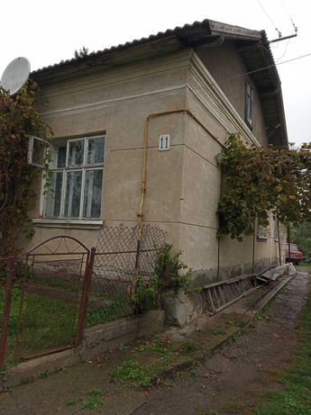Половина будинку в м. Галич