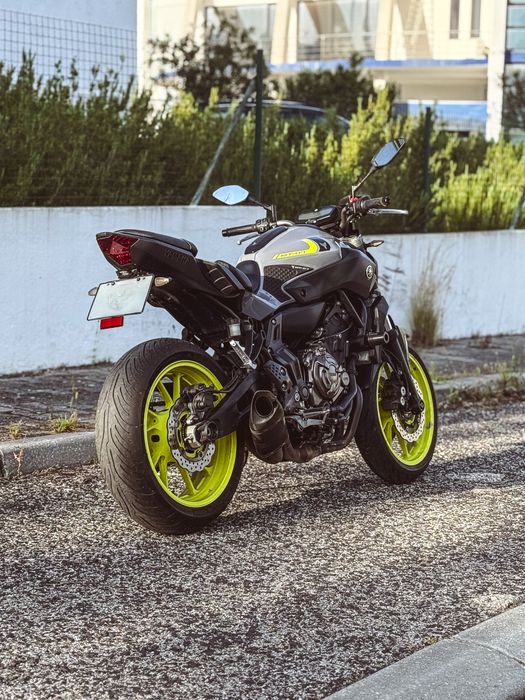 Yamaha MT-07 *material de origem*