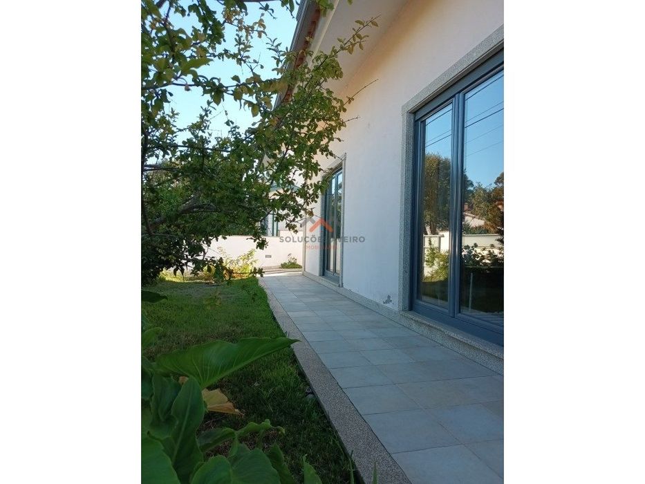 Moradia T5 Isolada em Esgueira - Aveiro