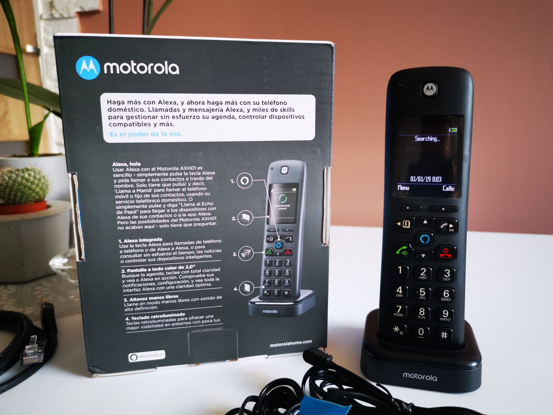 telefon bezprzewodowy stacjonarny Motorola   Alexa AXH01