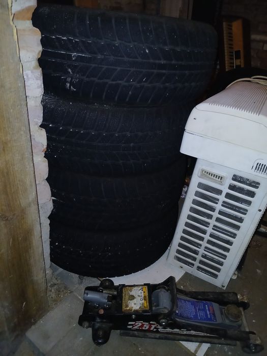 Opony  zimowe  205/55/16