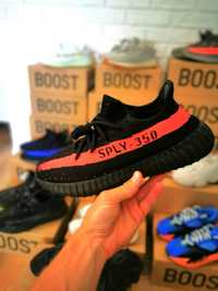 Adidas Yeezy 350 V2 red stripe 43 1/3,