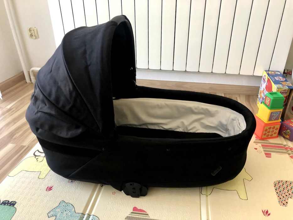 Gondola Cybex Balios S Lux moon black