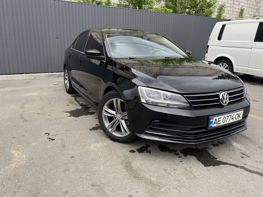 Volkswagen jetta 2016, 1,4, 150 к.с.