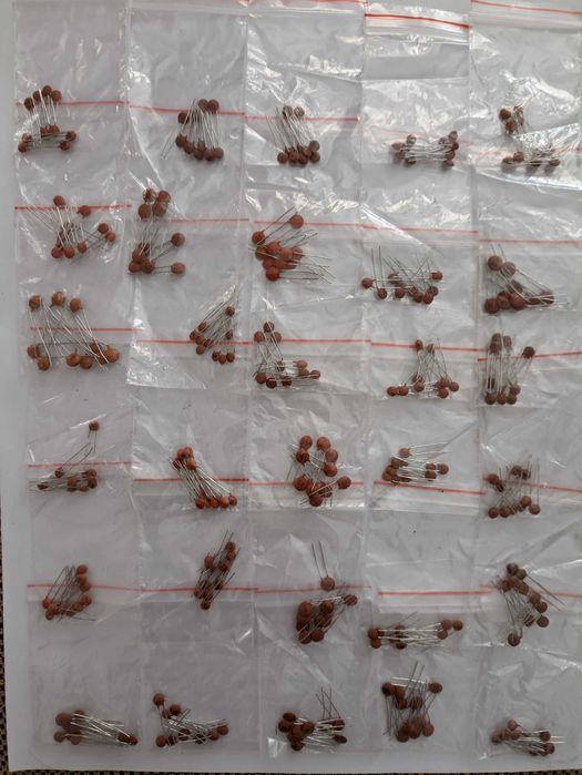 300 набір конденсатор 2-15-82-150-680PF 1-10-47-100NF 0,1-1uF іоністор