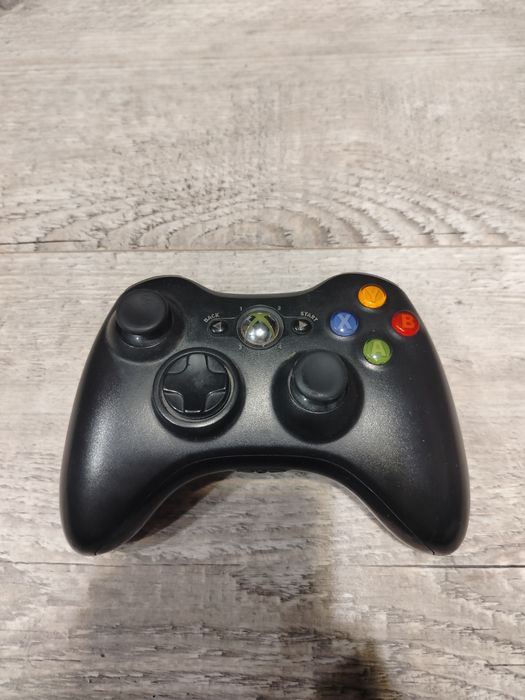 Pad bezprzewodowy Xbox 360