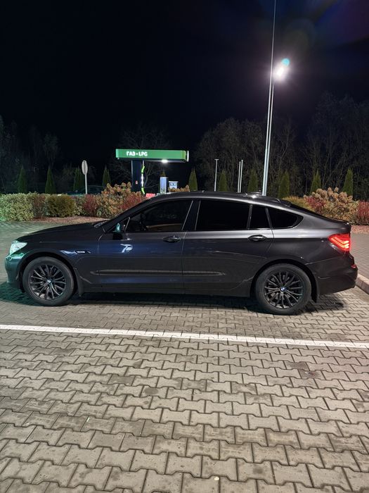 BMW 5 Series GT 2013
