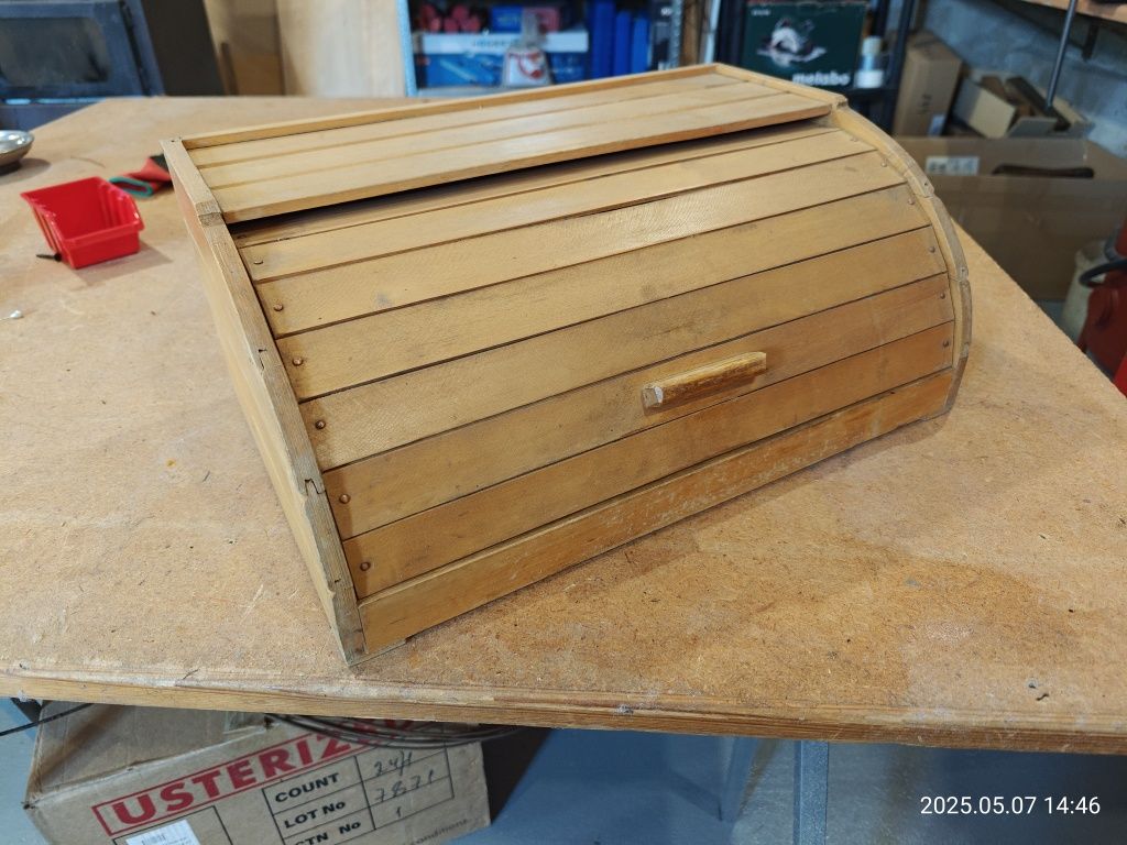 Solidny drewniany chlebak 42x28x18