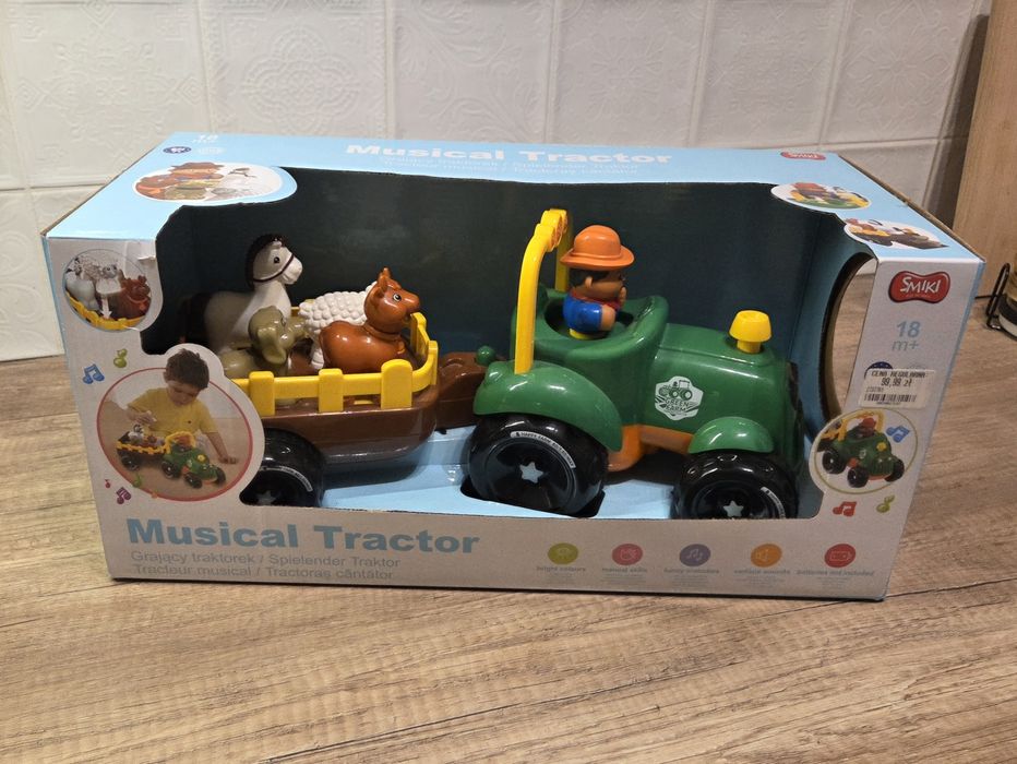 REZERWACJA - Interaktywny grający traktor