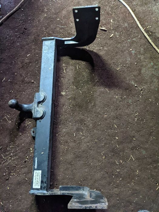 Фаркопи оригінальні на Мерседес Спринтер 903, 906, з підніжкою