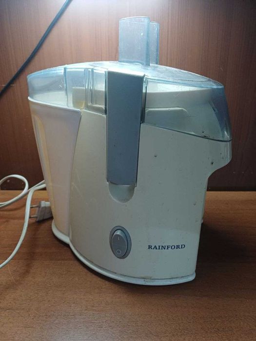 Соковитискач Rainford RJE910