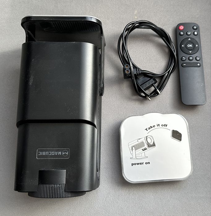 Projektor Full HD Magcubic HY320 + akcesoria