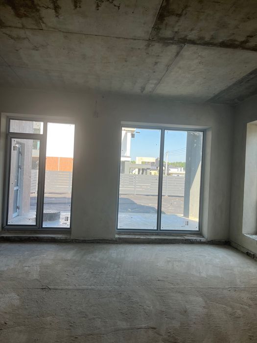 Продаж котеджу с. Конопниця Stone village