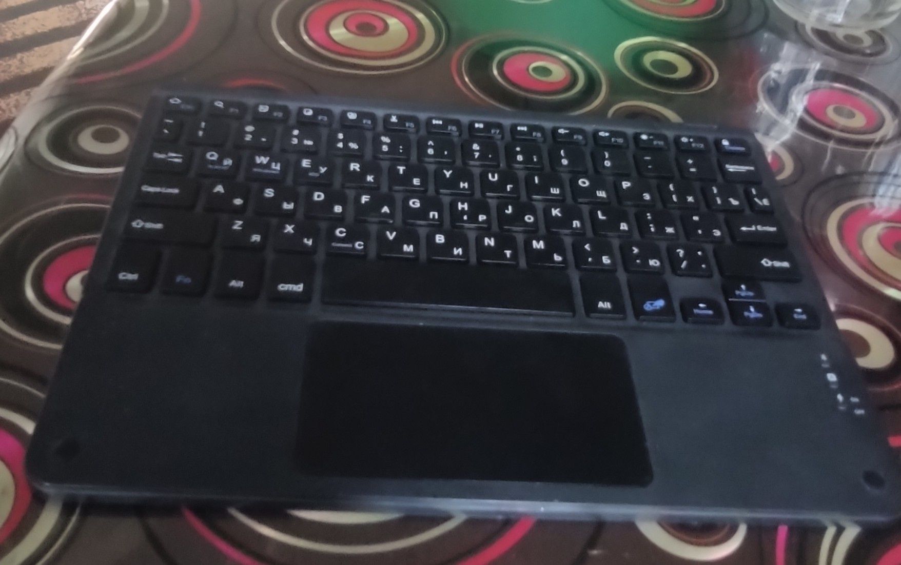 Продам bluetooth клавіатуру