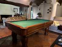 Mesa de Snooker em Madeira com Ardósia + Acessórios