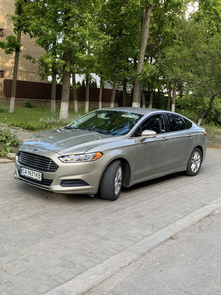 Ford Fusion 2015р 2.5 бензин