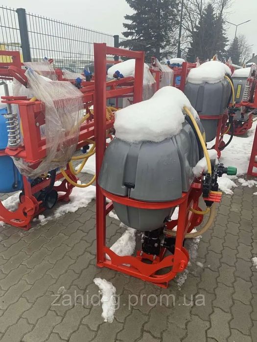 Обприскувач навісний Polmark