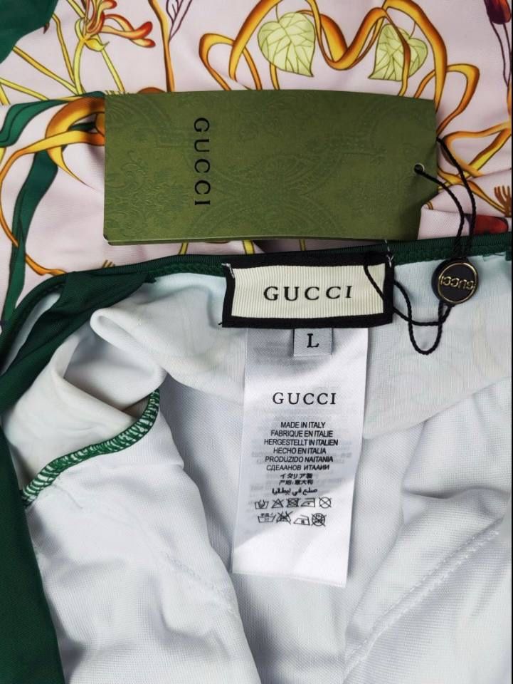 Суцільний купальник +парео Gucci