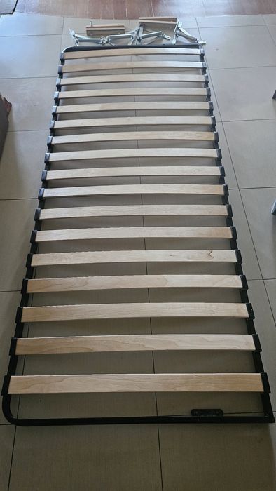 Stelaż 90x200 z mocowaniami