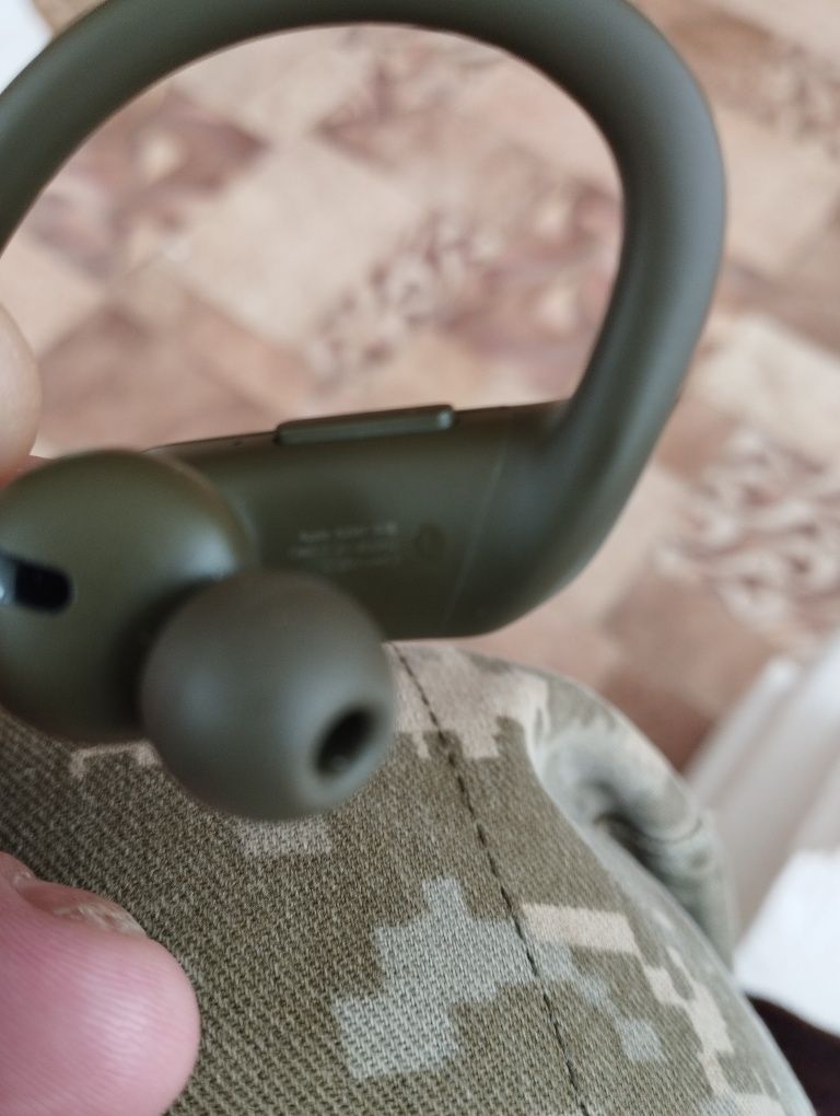 Продам навушники  Beats by Dr. Dre Powerbeats Pro