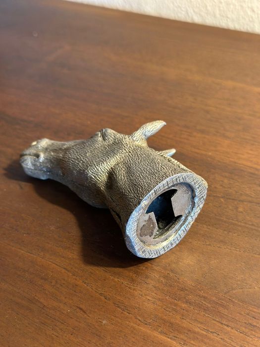 Abra caricas cápsulas saca cabeça de cavalo