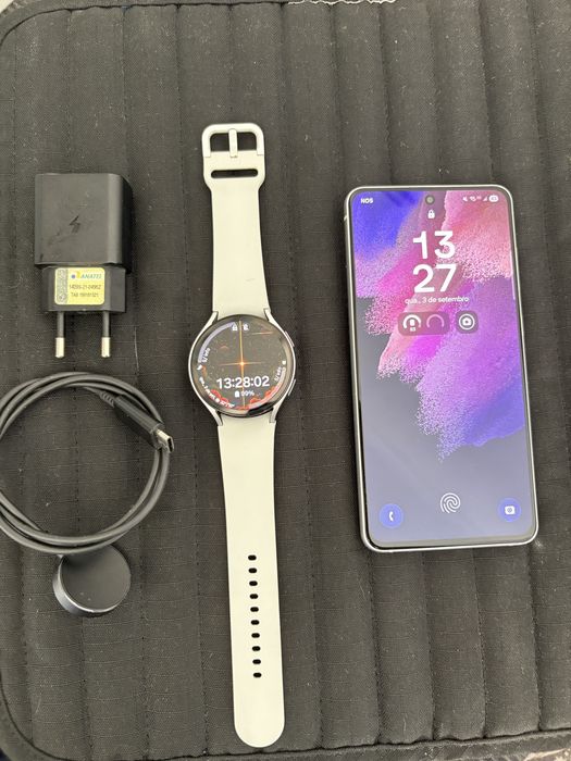 Samsung Galaxy S21 FE + Galaxy Watch 6