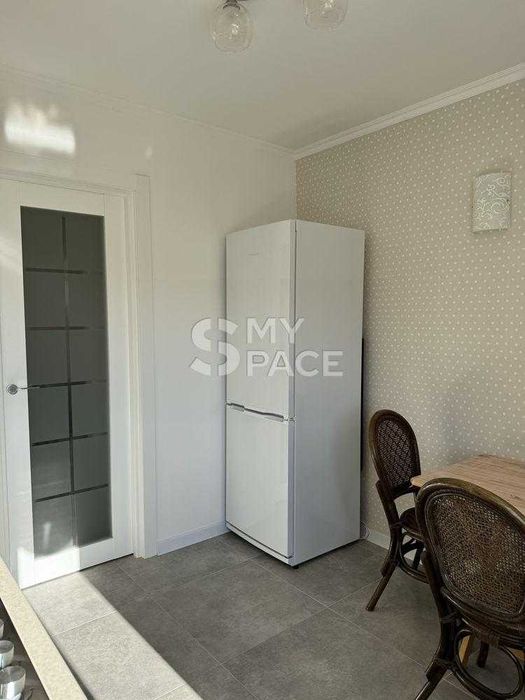 Продаж 2к квартири Центр Печерськ Лесі Українки 28 м. Печерська 5хв