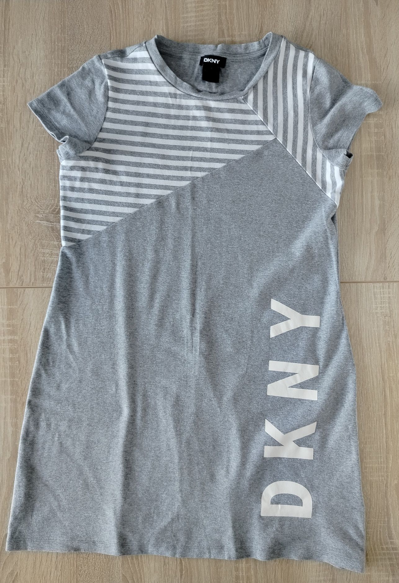 Sukienka DKNY rozmiar L stan bardzo dobry