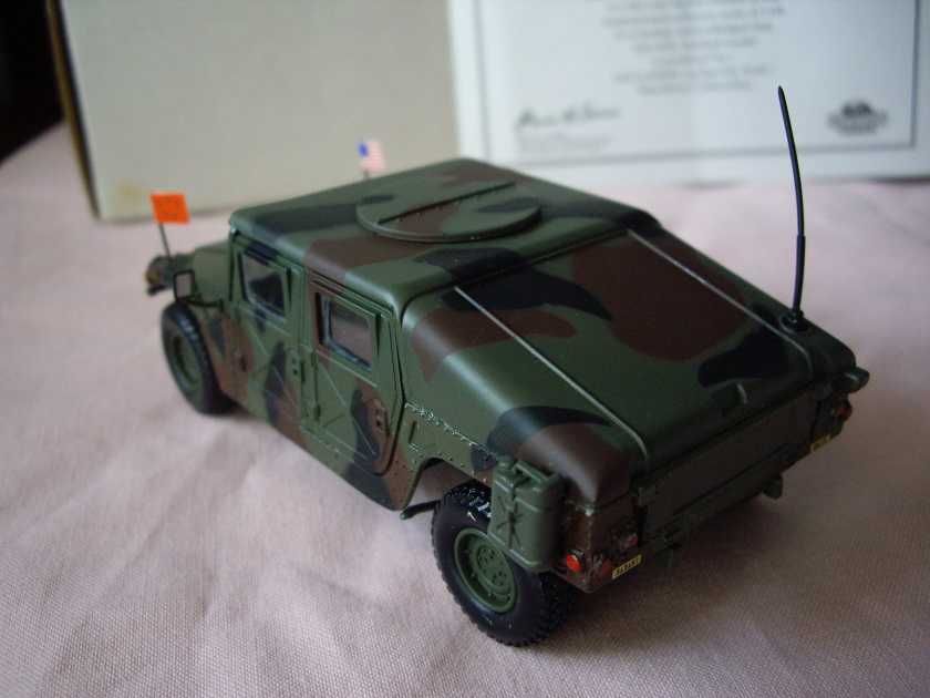 Matchbox Collectibles HUMVEE-M 998 HMMWV Unikat