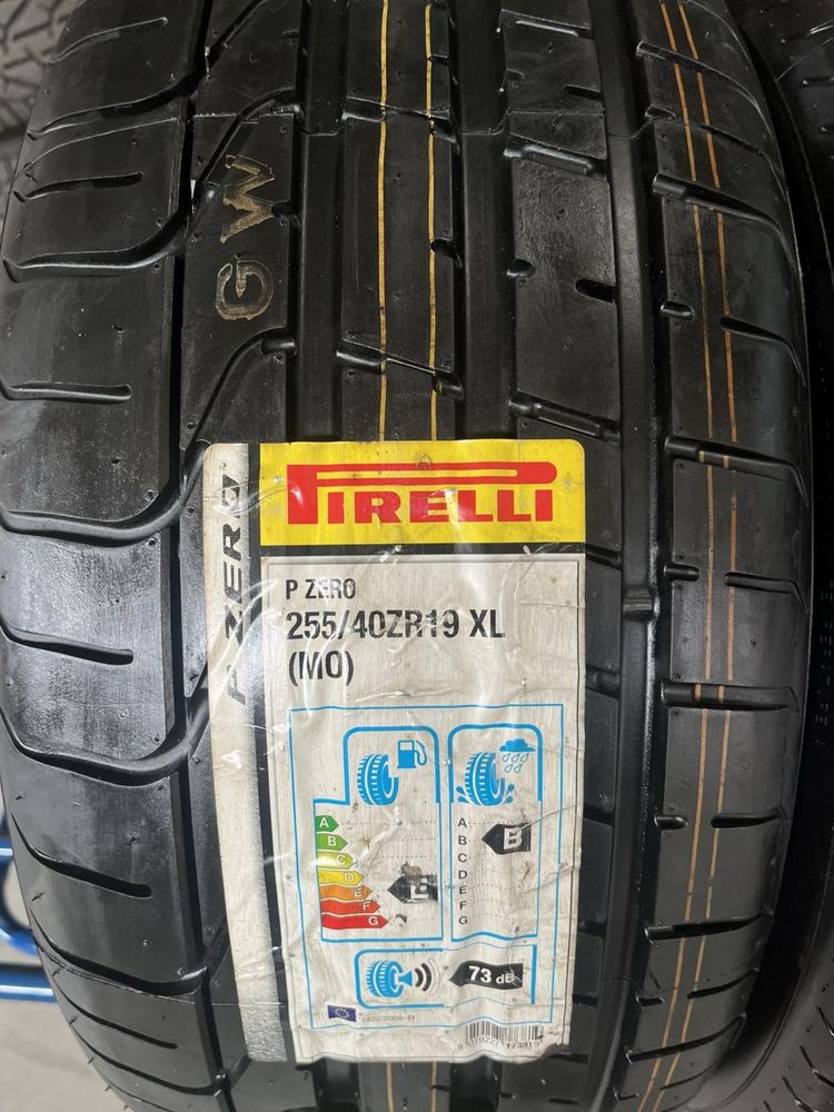 255/40/19 R19 Pirelli PZero TM 4шт нові