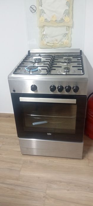 Vendo Fogão a gás semi novo