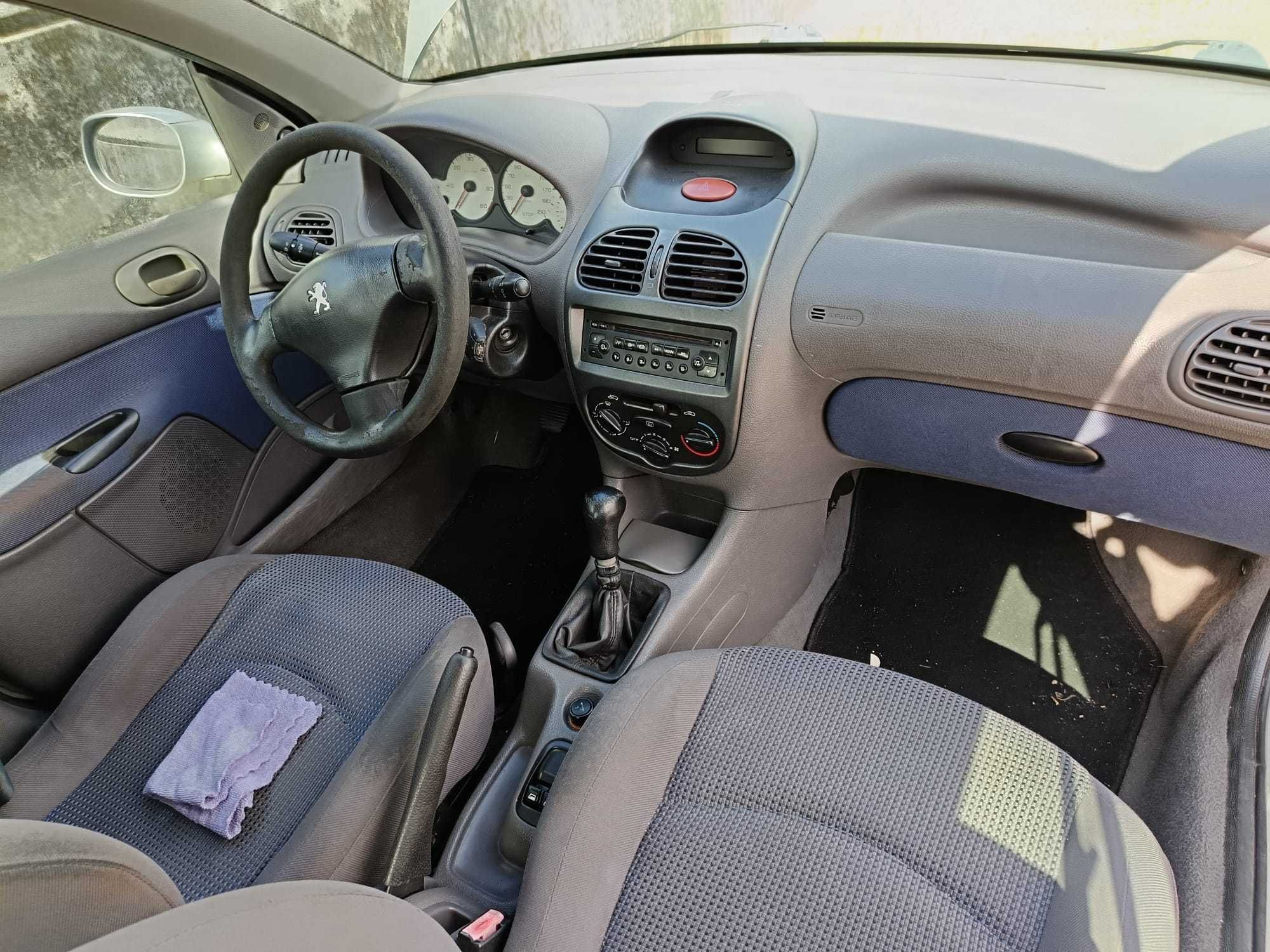 peugeot 206  a gasóleo, muito económico