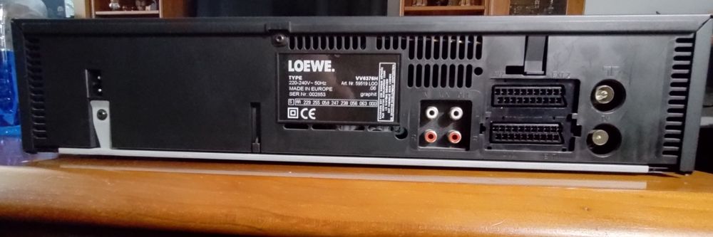 Leitor/gravador de vídeo VHS Loewe  ViewVision  6376