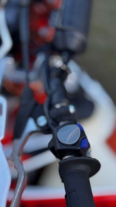 Мотоцикл Gnx300 2025 рік