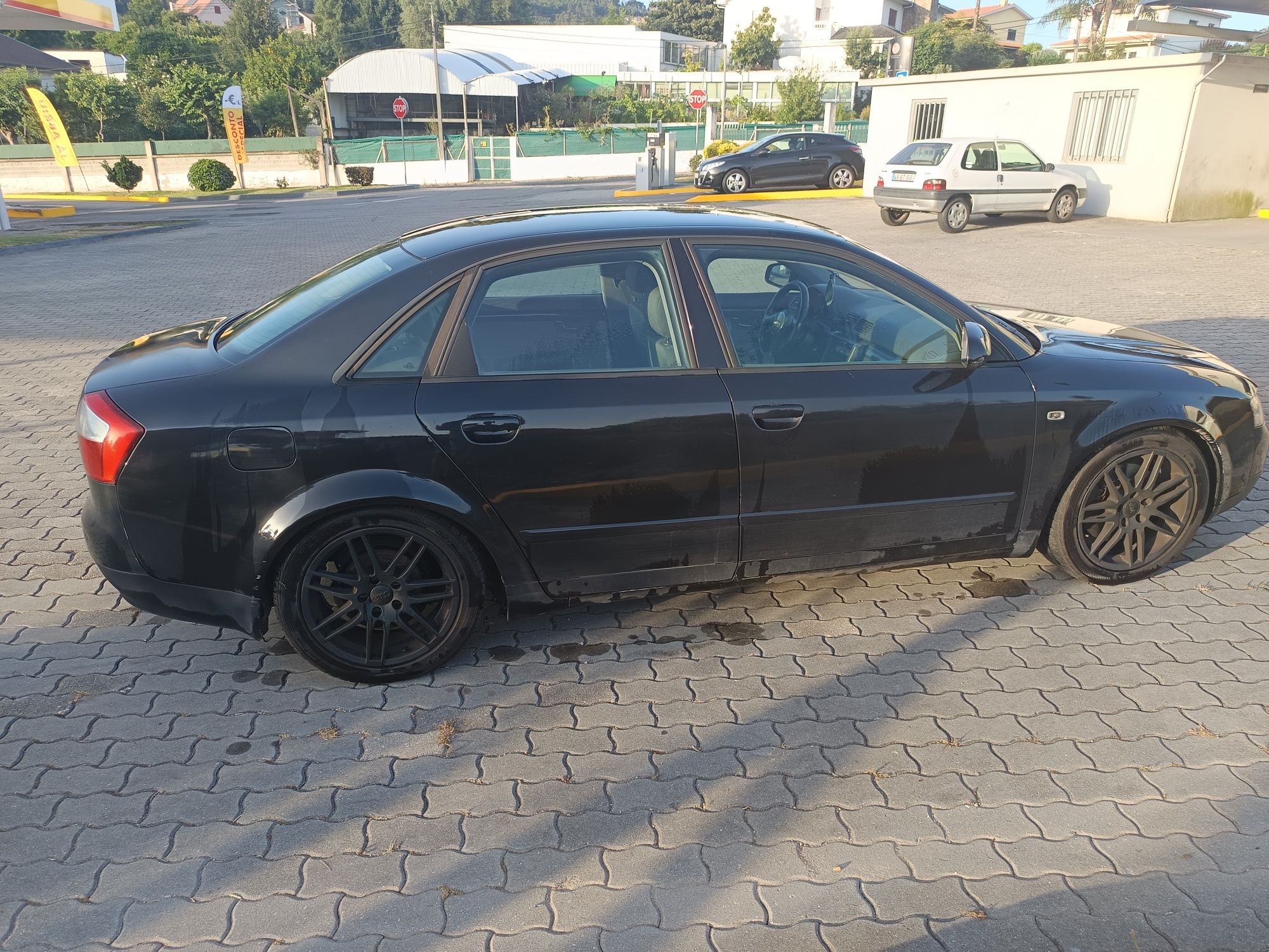 Vendo Audi A4 B6 PD130 ou troco por carrinha 3 lugares