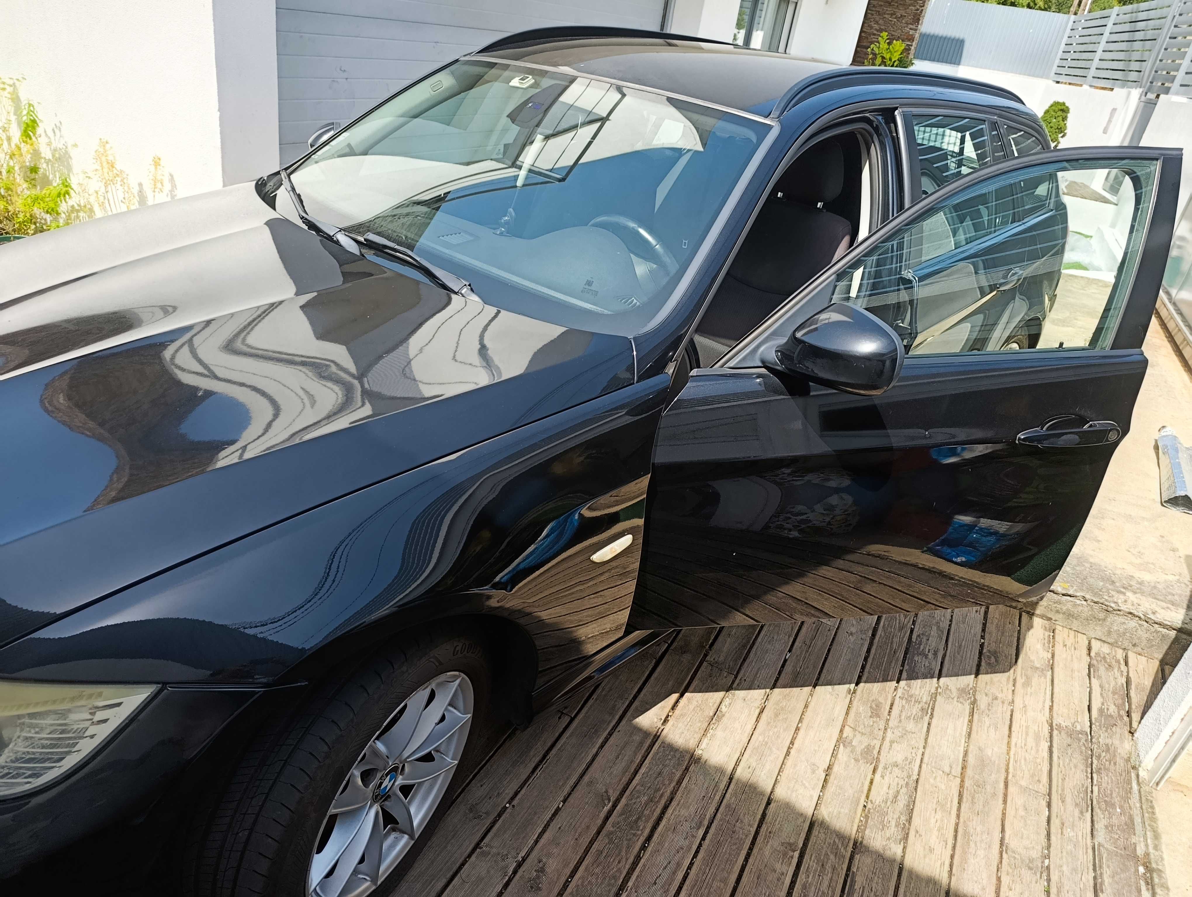 BMW 318 d touring 2010