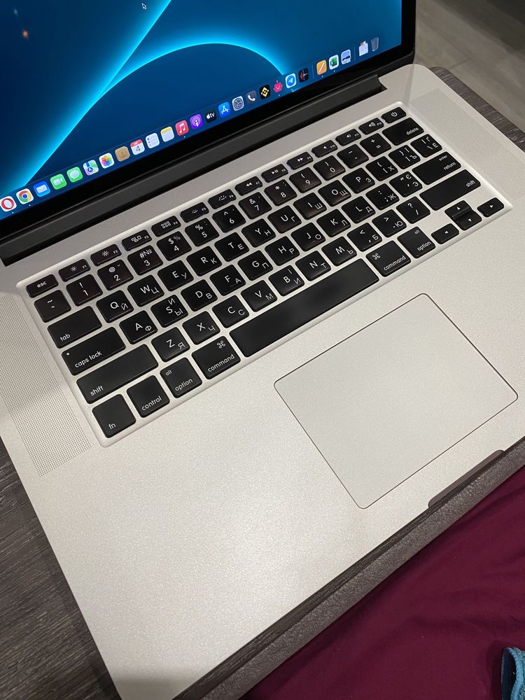 MacBook Pro 15 mid 2015, MJLQ2 (256 гб / 16 ОЗУ)