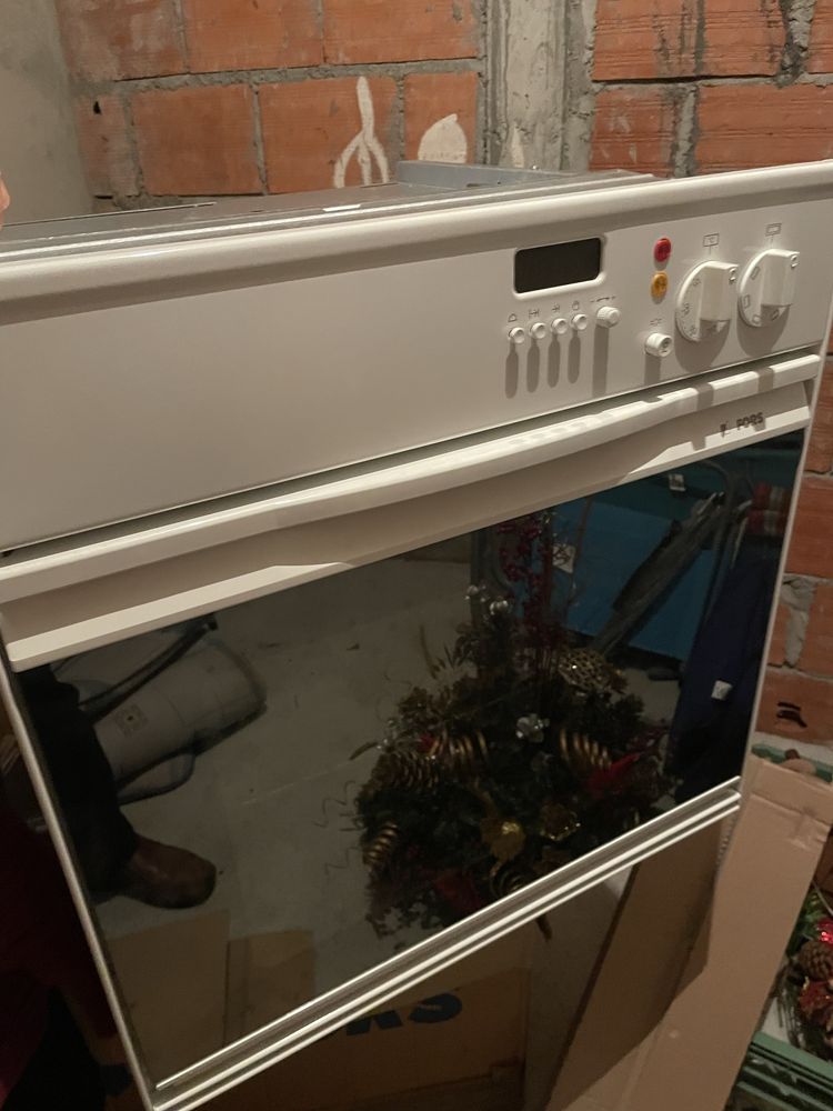 Forno eletrico de encastre novo