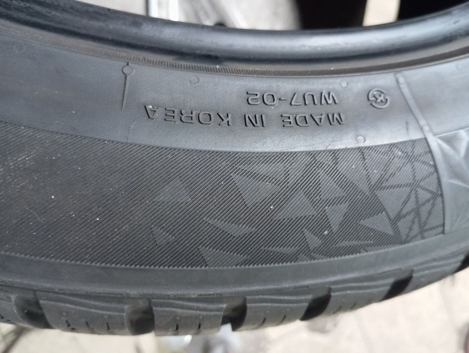 225/50 р 18 зима хенкок. (Оригінал Корея)