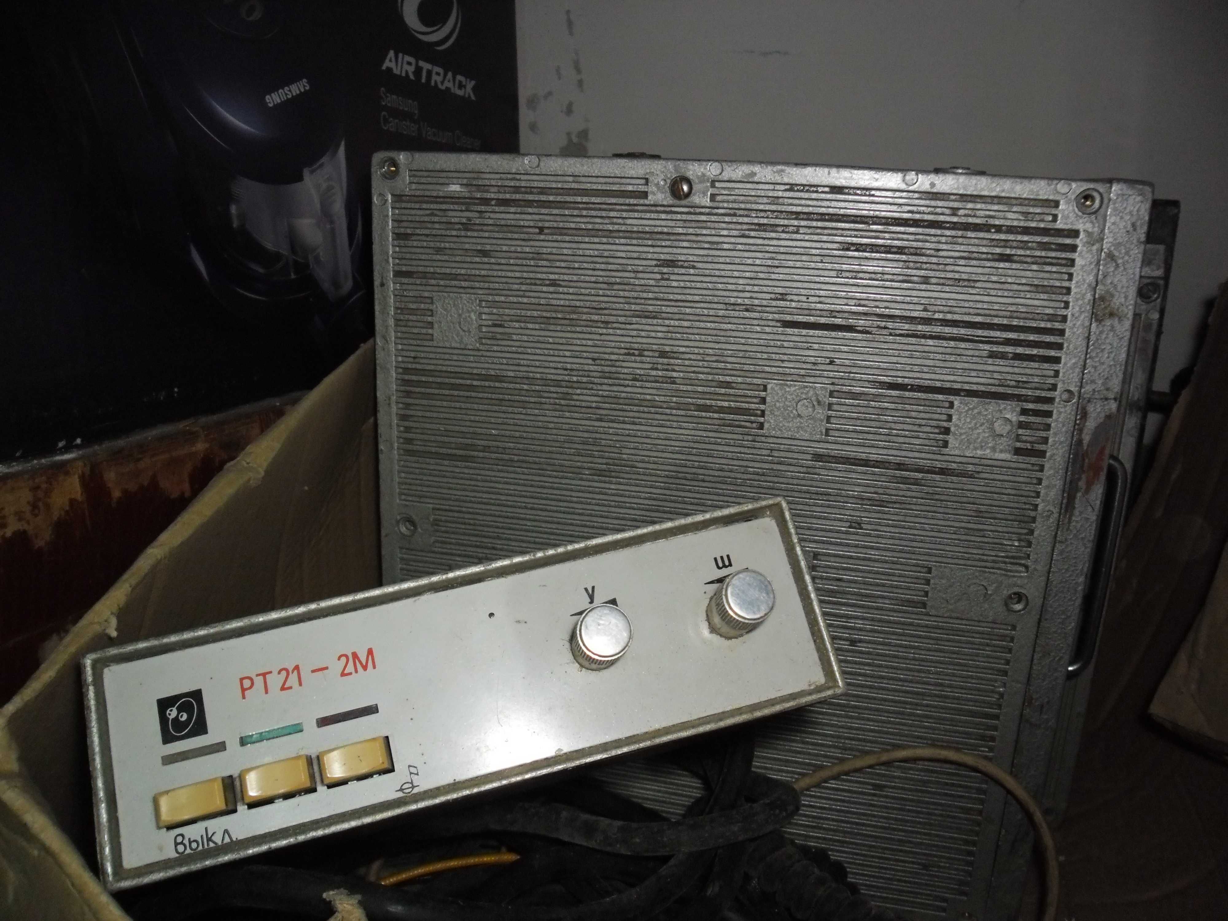 Радиотелефон (рация) РТ21-2м времён СССР.