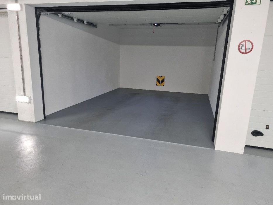 Garagem em Santarém - Zona Sacapeito