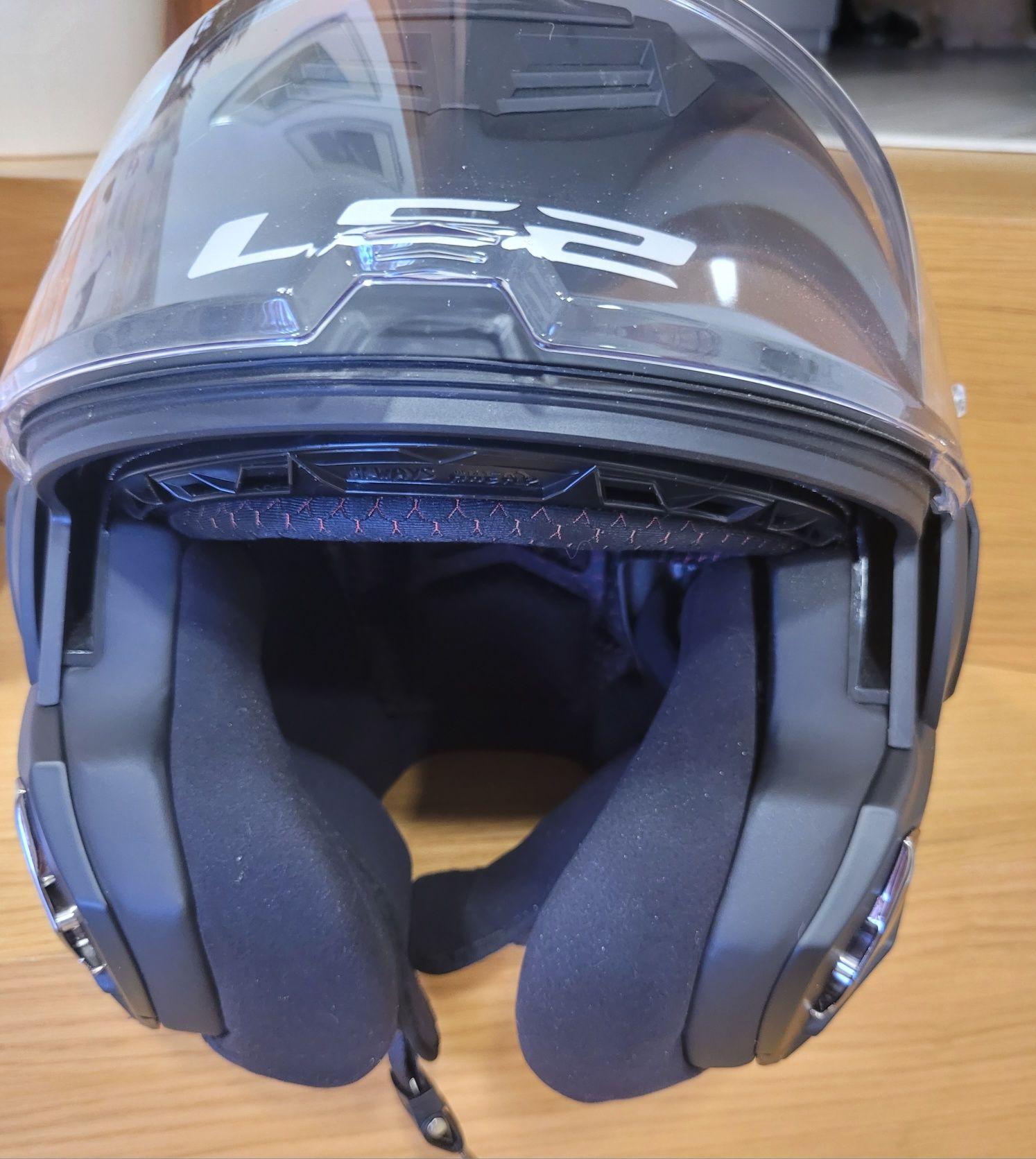Capacete modelar LS2