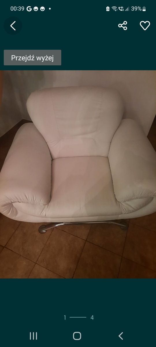 Biala sofa/fotel.skóra ekologiczna. Sa dwie sztuki.