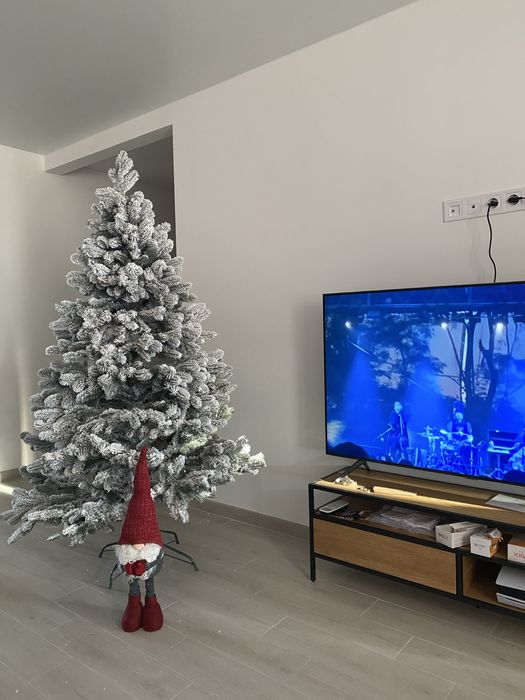 Преміальна лита ялинка засніжена urbantree