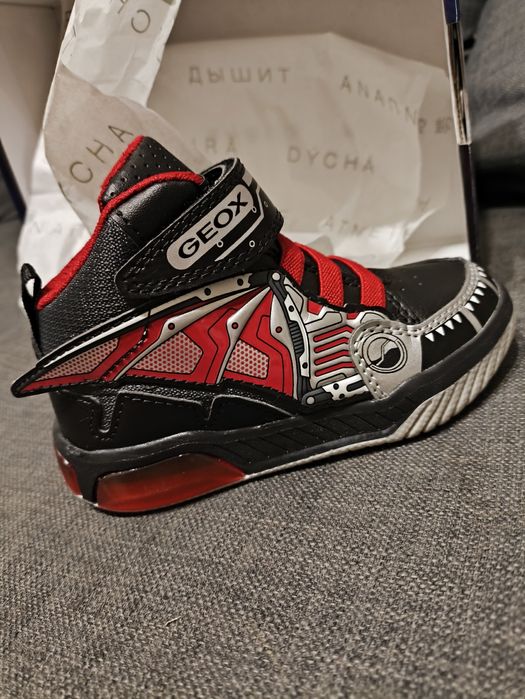 Buty Geox swiecące 24